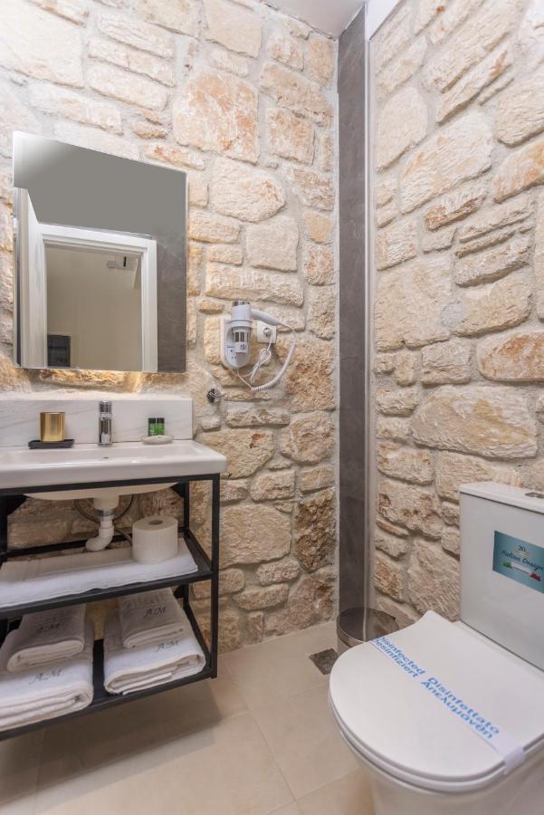Anna Mare Luxury Apartments Афітос Екстер'єр фото