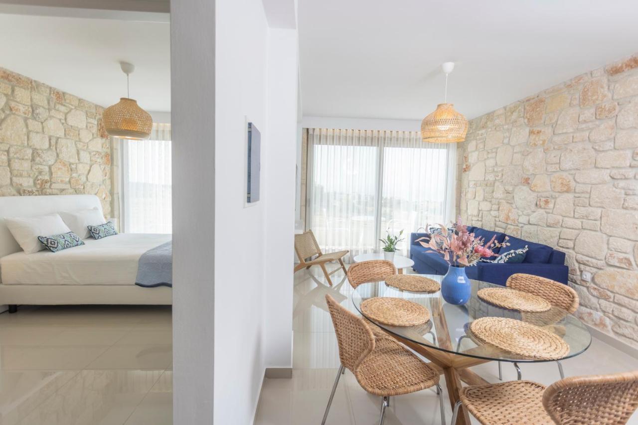 Anna Mare Luxury Apartments Афітос Екстер'єр фото