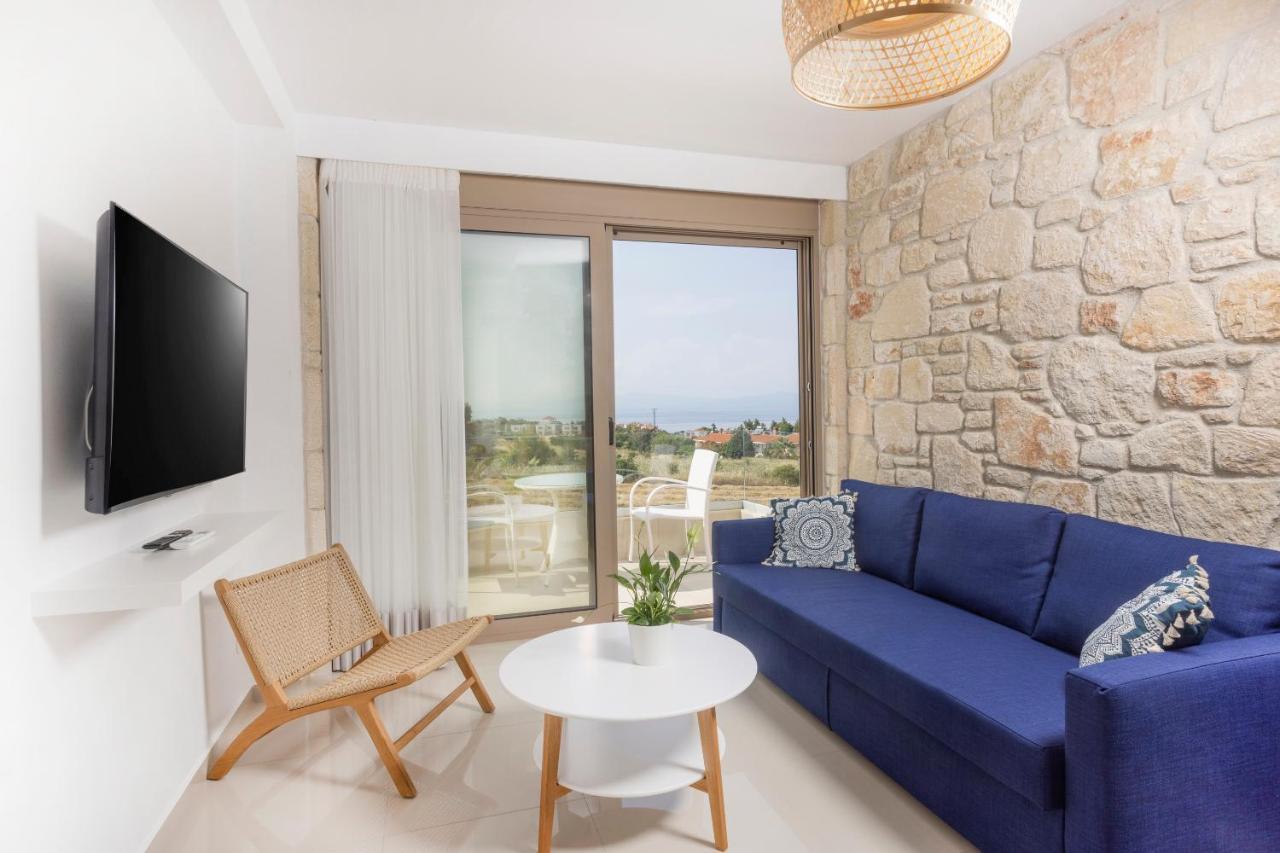 Anna Mare Luxury Apartments Афітос Екстер'єр фото